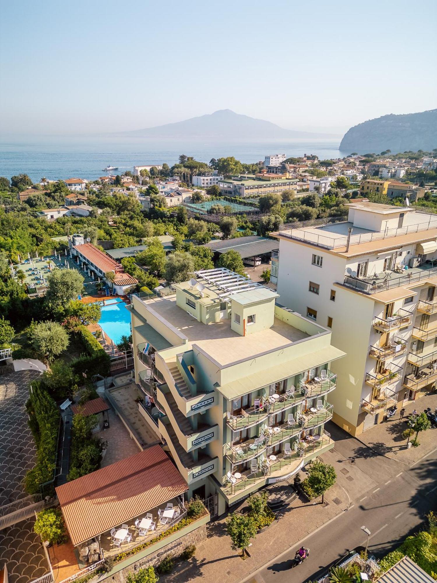 Hotel Gardenia Sorrento, Ascend Hotel Collection Екстер'єр фото