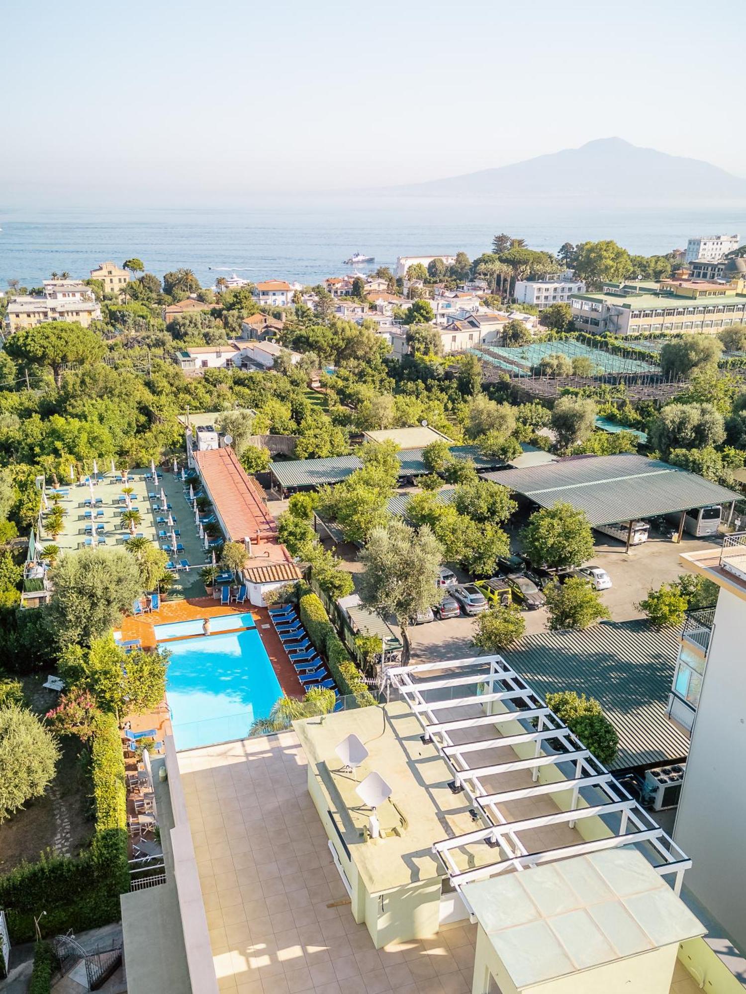 Hotel Gardenia Sorrento, Ascend Hotel Collection Екстер'єр фото